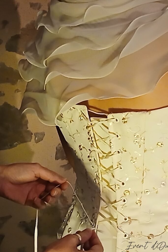 La mariée se prépare avec la wedding planner de Rennes en bretagne